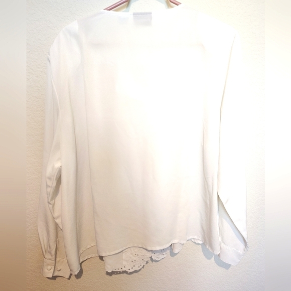 Vintage Joanna Plus White Lace Trim Blouse - Picture 3 of 4